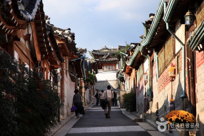 Bukchon Hanok Village (13/25)