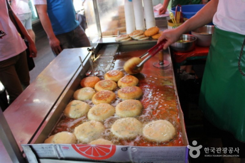Namdaemun Market  (7/42)