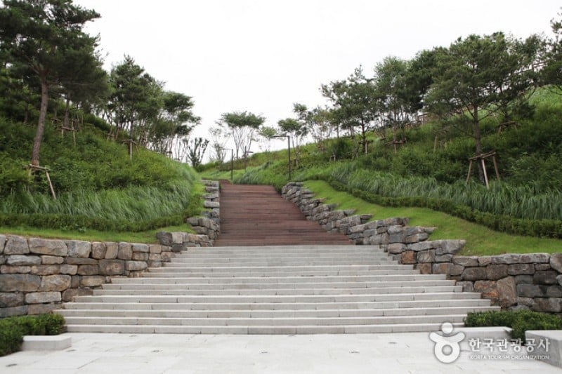 Namsan Park - Seoul  (3/29)