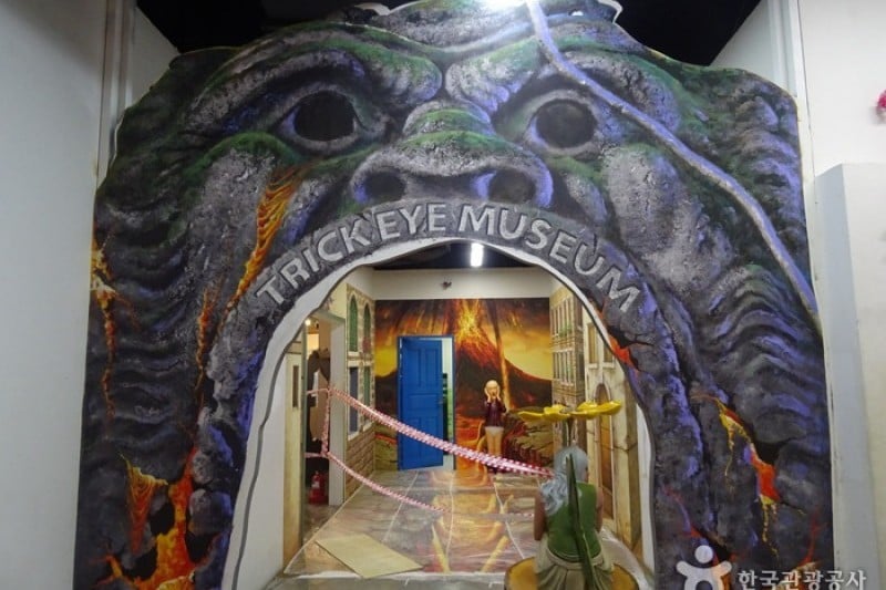 Trick Eye Museum  (7/10)