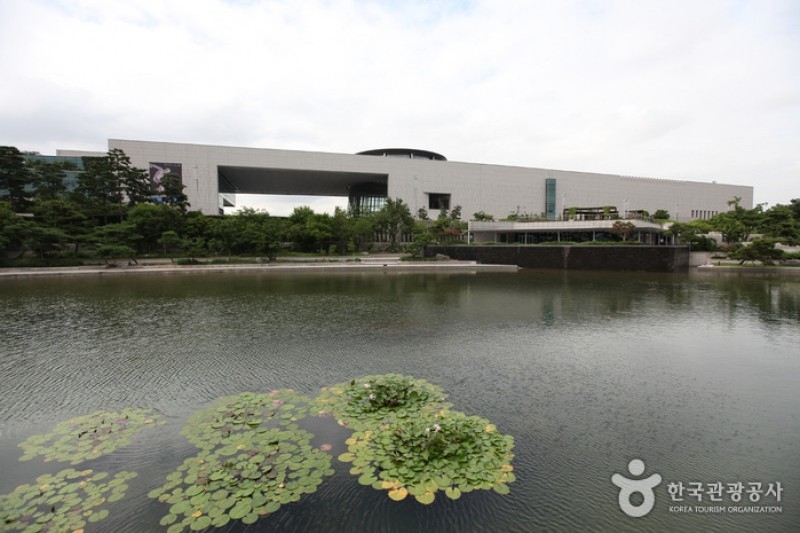 The National Museum of Korea  (4/13)