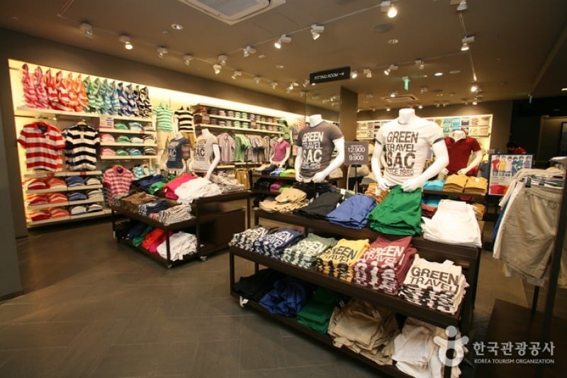 Spao - Myeongdong Branch (2/17)