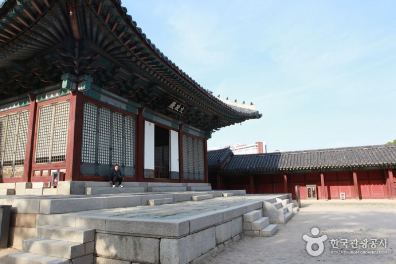 Changgyeonggung Palace (9/32)