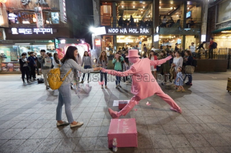 Hongdae (Hongik University Street) (11/22)