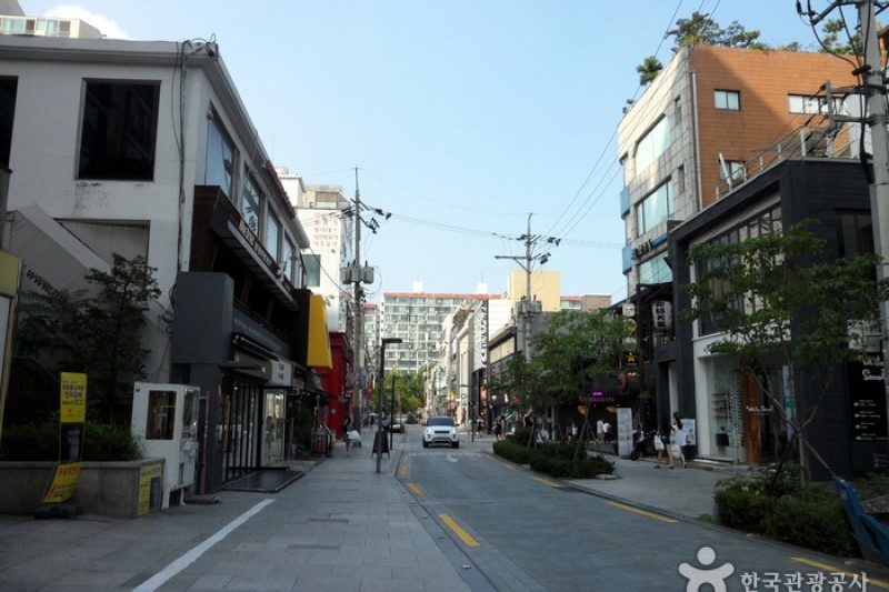 Apgujeong Rodeo Street (2/9)