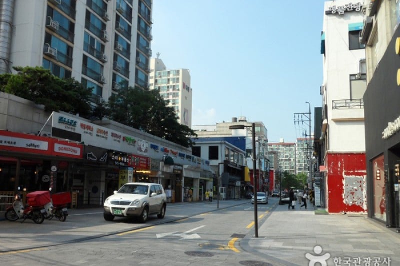 Apgujeong Rodeo Street (5/9)