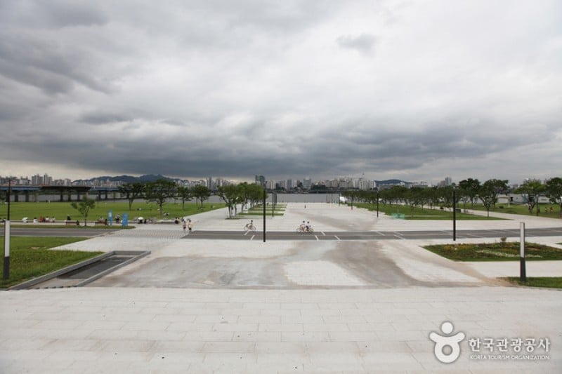 Yeouido Hangang Park (3/12)