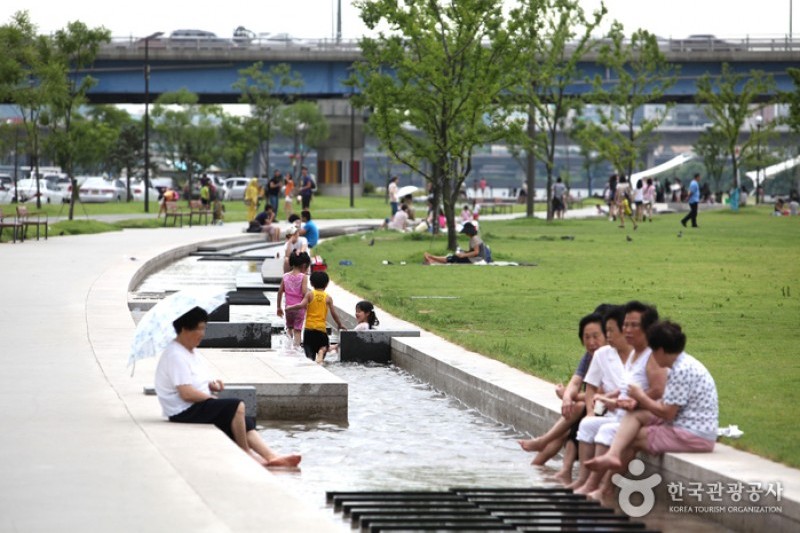 Yeouido Hangang Park (4/12)
