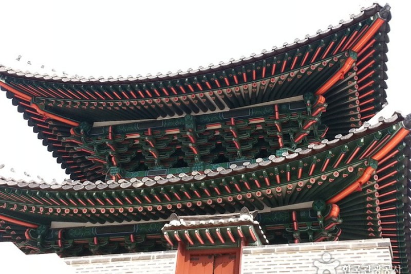Sungnyemun Gate (Namdaemun Gate) (1/3)