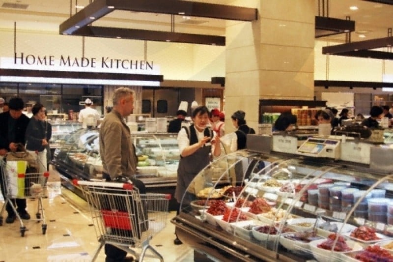 Shinsegae Department Store - Gangnam Branch  (2/7)
