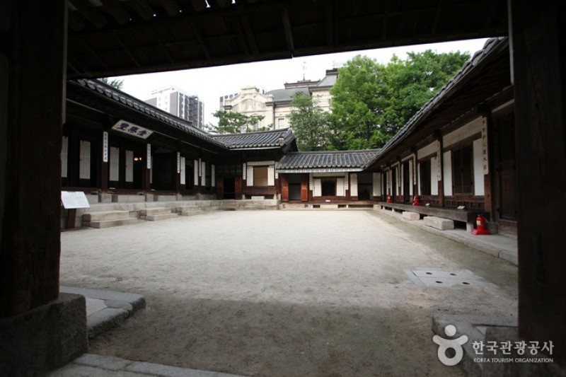 Unhyeongung Royal Residence (4/12)