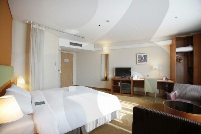 Ibis Ambassador Myeongdong (12/14)