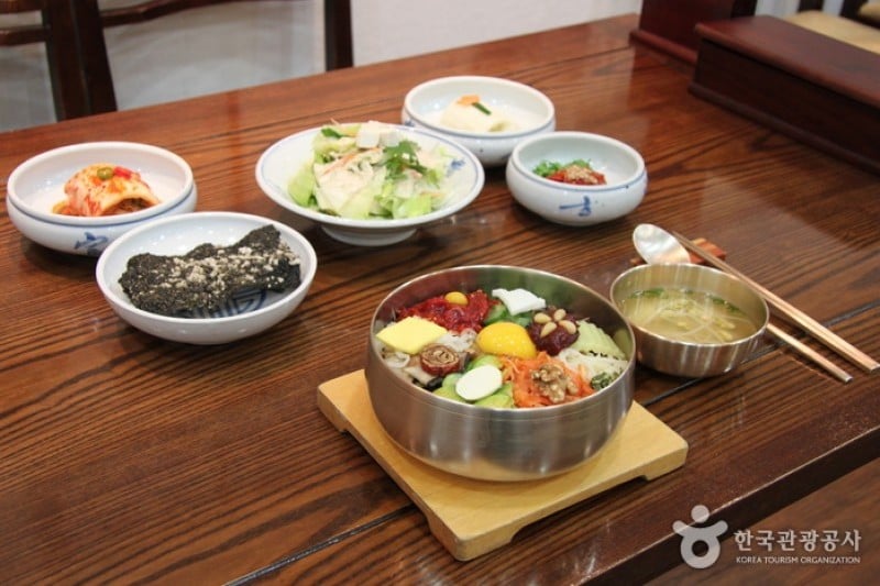 Gogung - Myeongdong Branch (1/21)