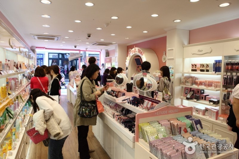 Etude House - Myeong-dong No.1 Branch (2/13)