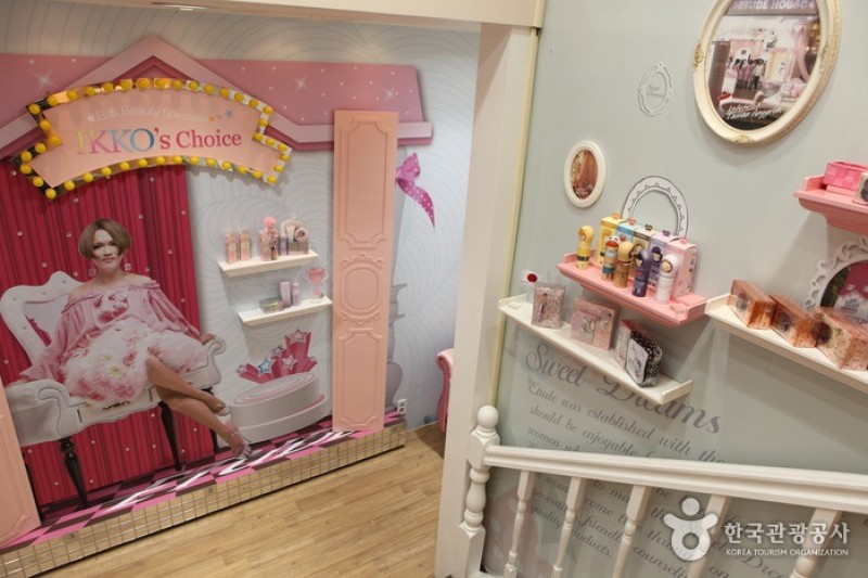 Etude House - Myeong-dong No.1 Branch (3/13)