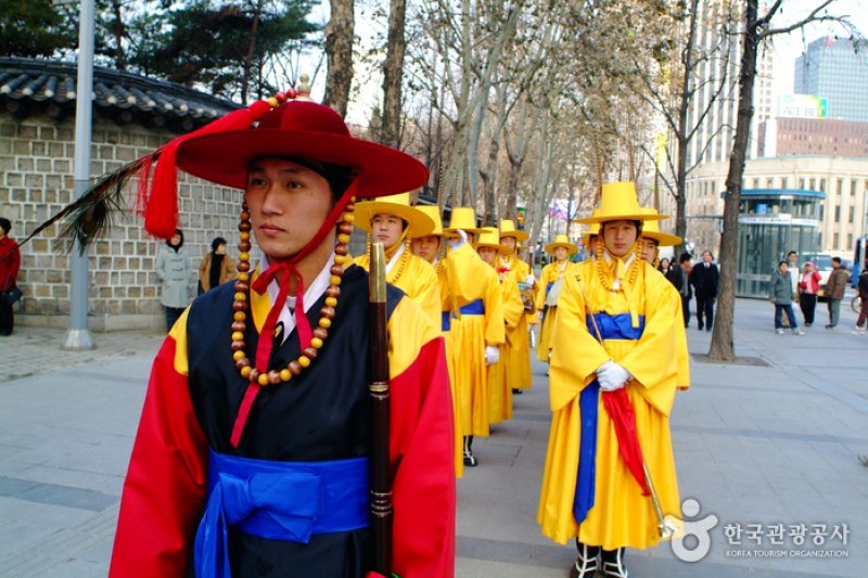 Deoksugung Palace Royal Guard-Changing Ceremony (2/6)