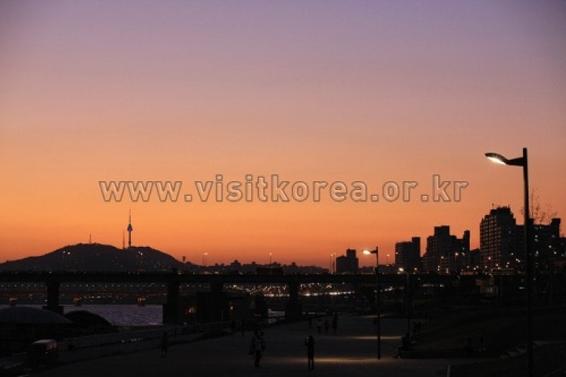 Ttukseom Hangang Park (3/30)