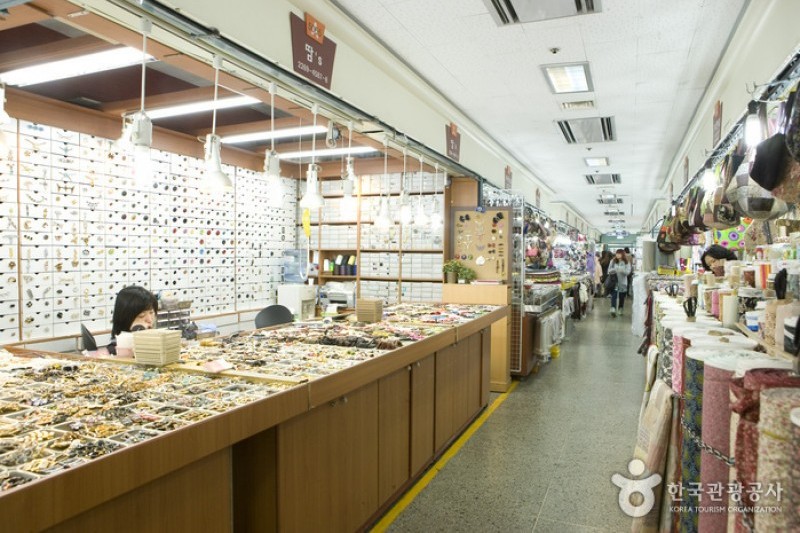 Dongdaemun Shopping Complex(Accessory Shops) (1/9)
