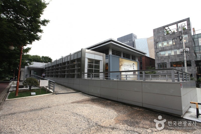 Dosan Park  (2/12)