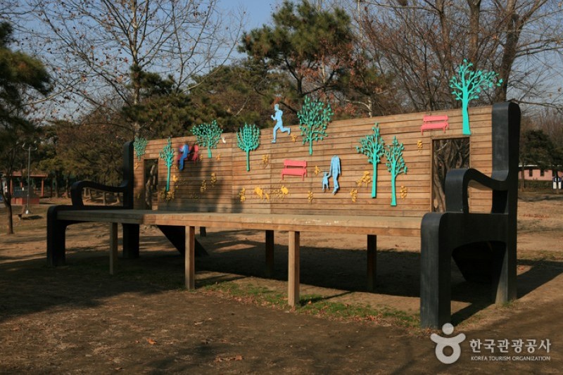 Yongsan Family Park  (1/5)