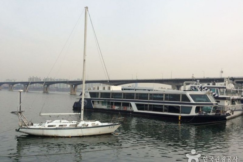 Hangang River Ferry Cruise  (4/11)
