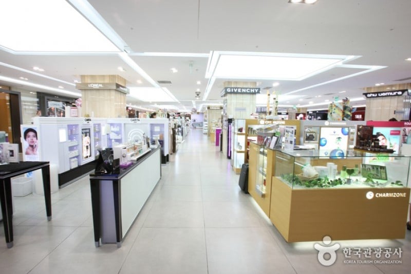 Lotte Duty Free Shop - COEX Branch   (3/16)