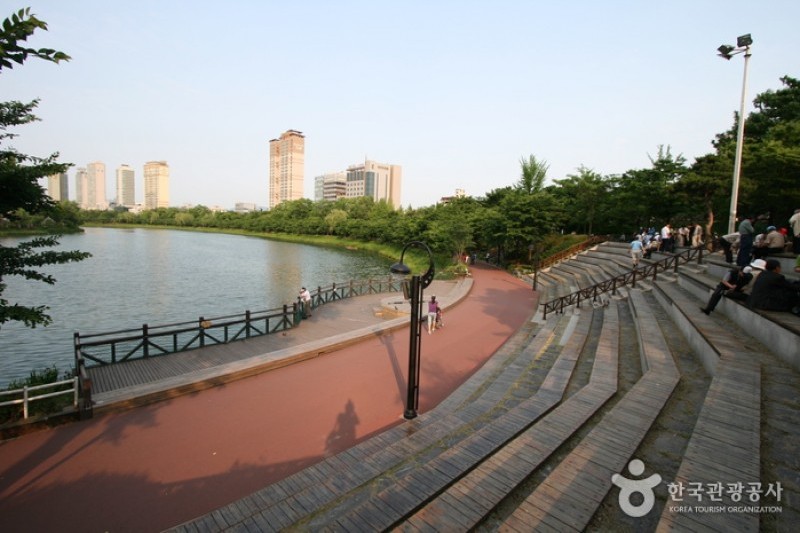 Songpa Naru Park  (8/18)