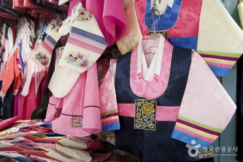 Dongdaemun Shopping Complex(Hanbok Shops) (5/10)