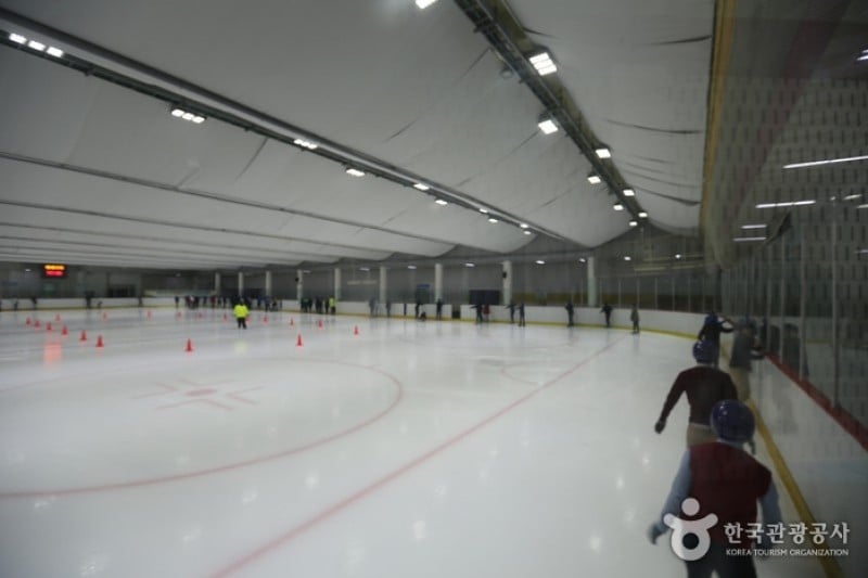 Mokdong Ice Rink  (3/4)