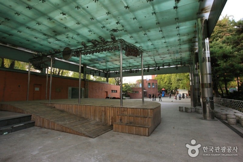 Marronnier Park  (6/18)