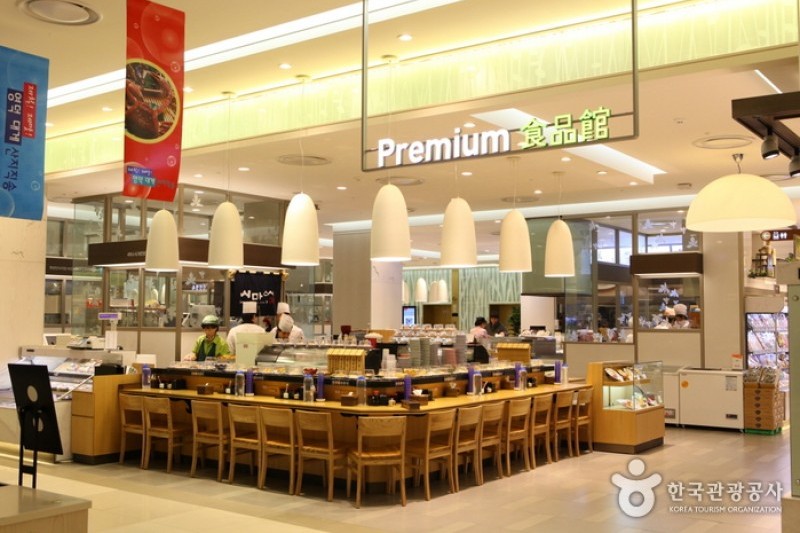 Lotte Mall - Gimpo Airport Branch  (2/6)