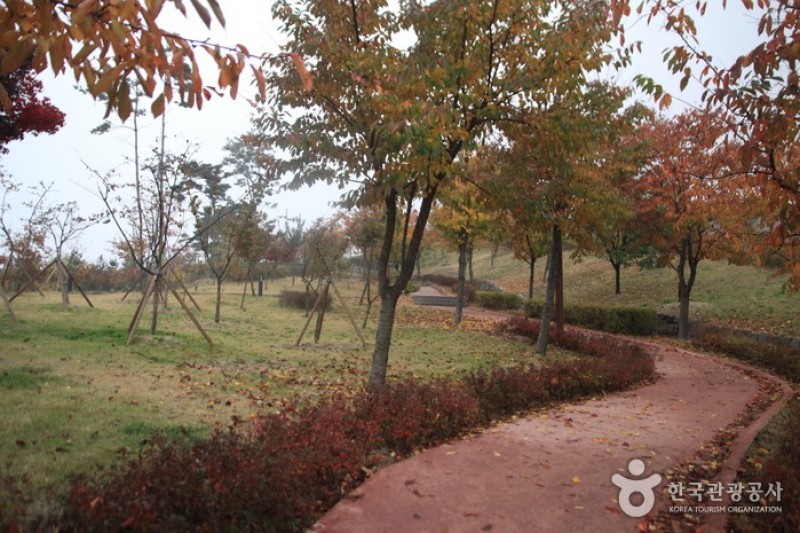 Inwangsan Mountain  (2/2)