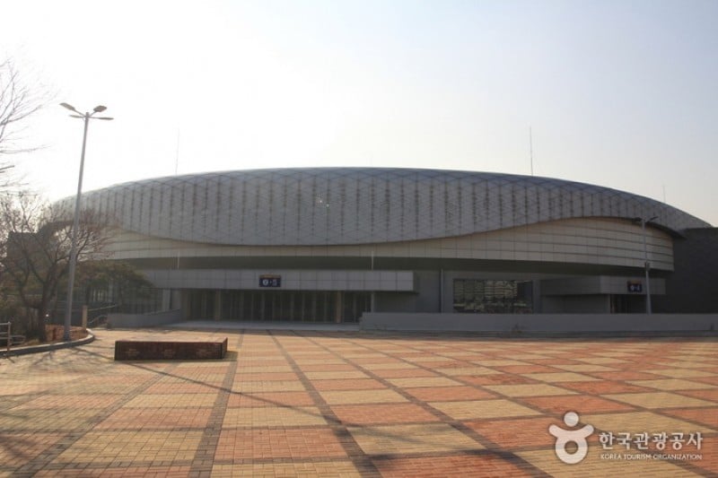 Olympic Park Stadium  (3/4)