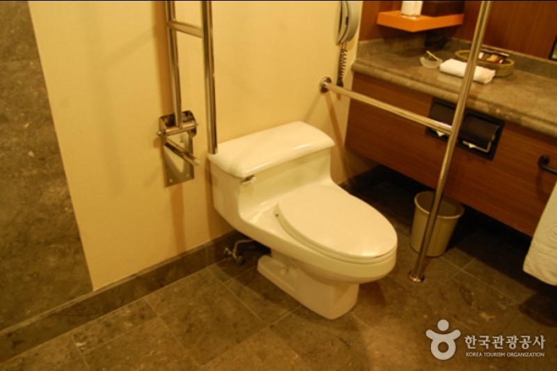 Sheraton Grande Walkerhill  (3/6)