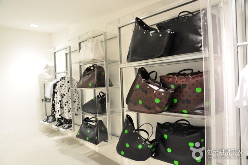 Comme des Garçons (꼼데가르송) (3/6)