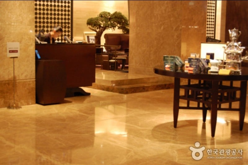 Lotte Hotel World  (16/18)