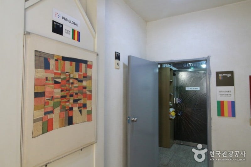 Museum of Korean Embroidery  (2/2)