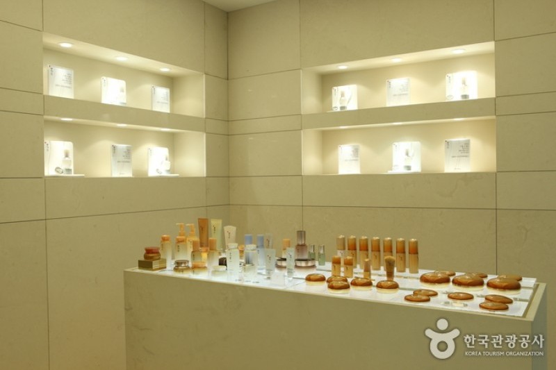 Sulwhasoo Spa  (3/26)