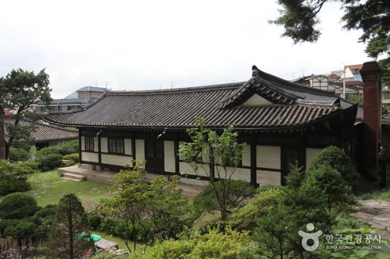 Ihwajang House 