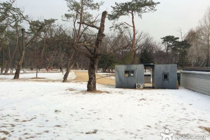 Taereung / Gangneung  (a.k.a, Taegangneung) [UNESCO World Heritage] (1/3)