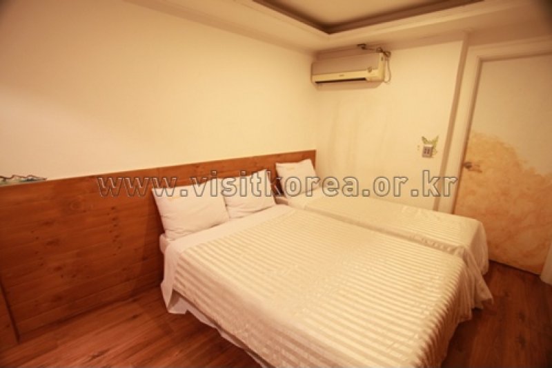 Hotel Jongno Biz - Goodstay  (2/16)