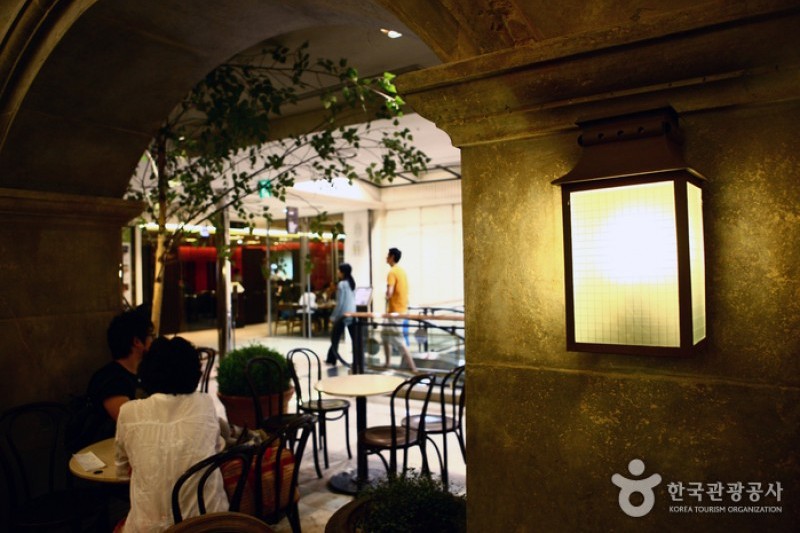 Meal Top - Apgujeong Main Branch  (3/14)