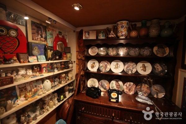 Owl Art & Craft Museum