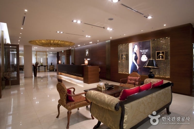 Whoo Spa Palace  (2/9)