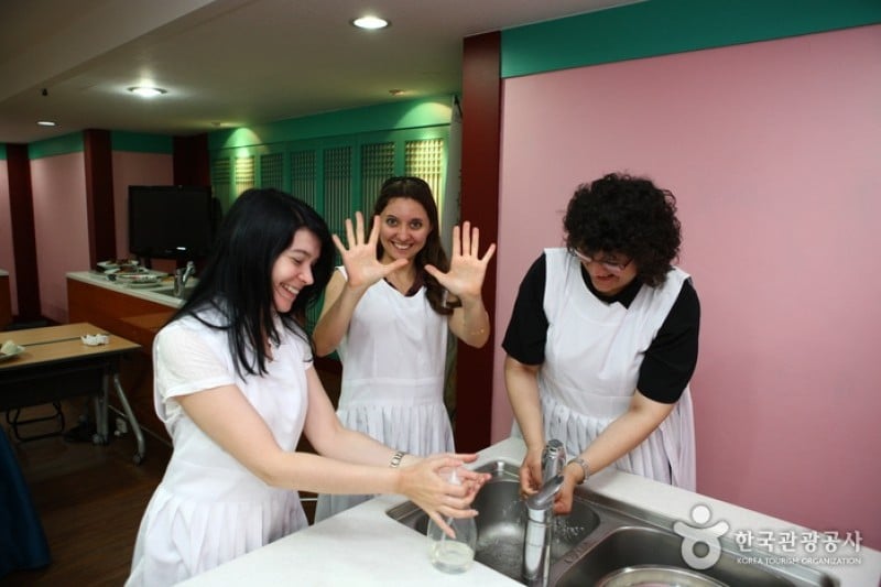 Royal Court Food Cooking Experience at the National Palace Museum of Korea  (10/20)