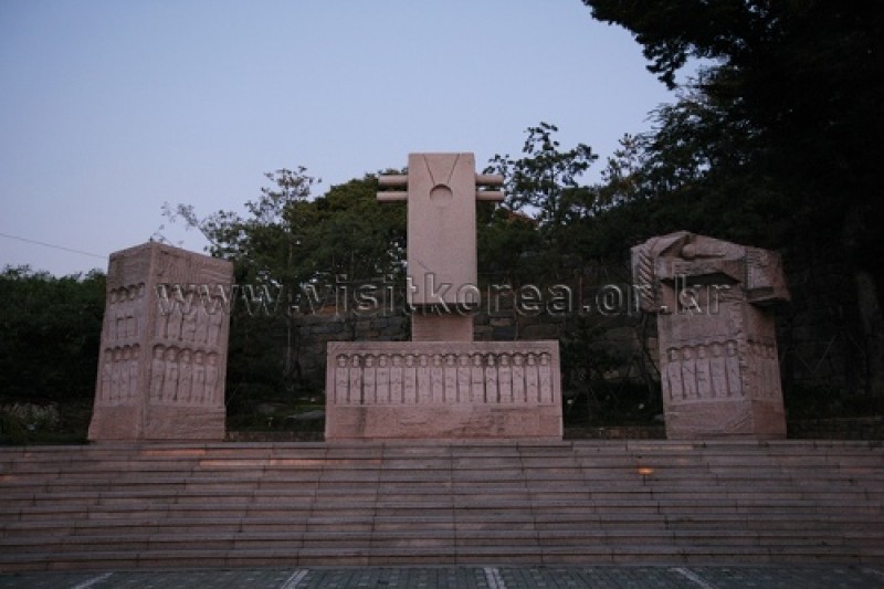 Jeoldusan Martyrs Grounds  (2/18)