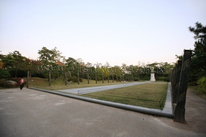 Jeoldusan Martyrs Grounds  (13/18)