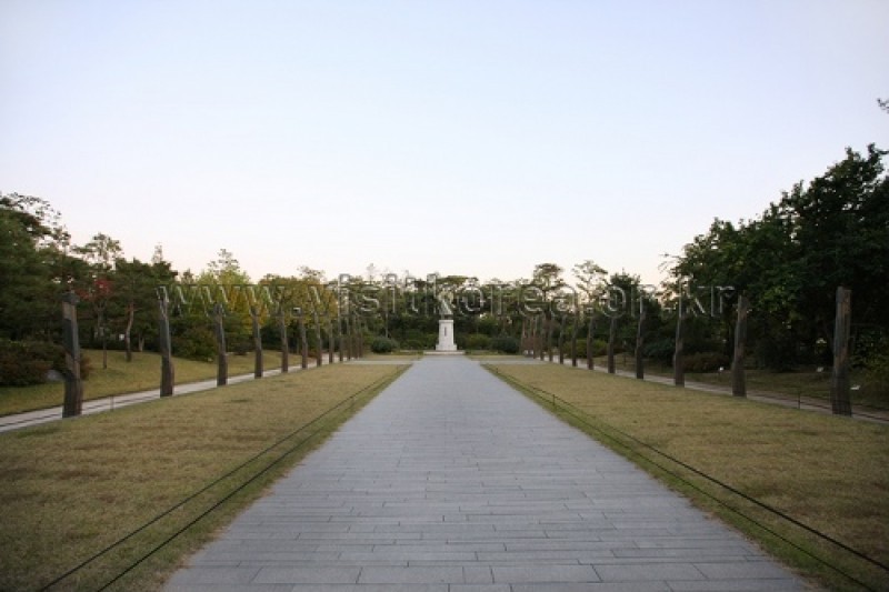 Jeoldusan Martyrs Grounds  (15/18)