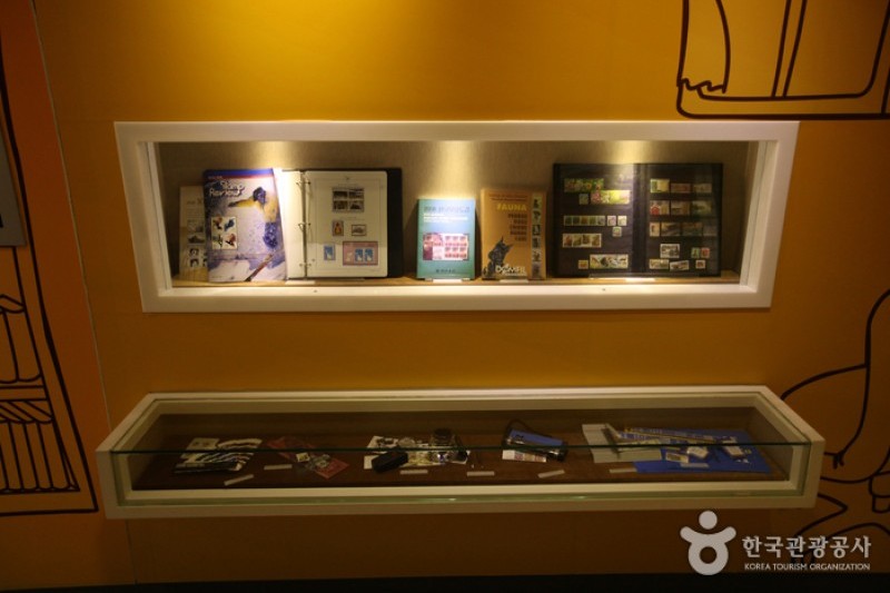 Korea Postage Stamp Museum  (2/13)