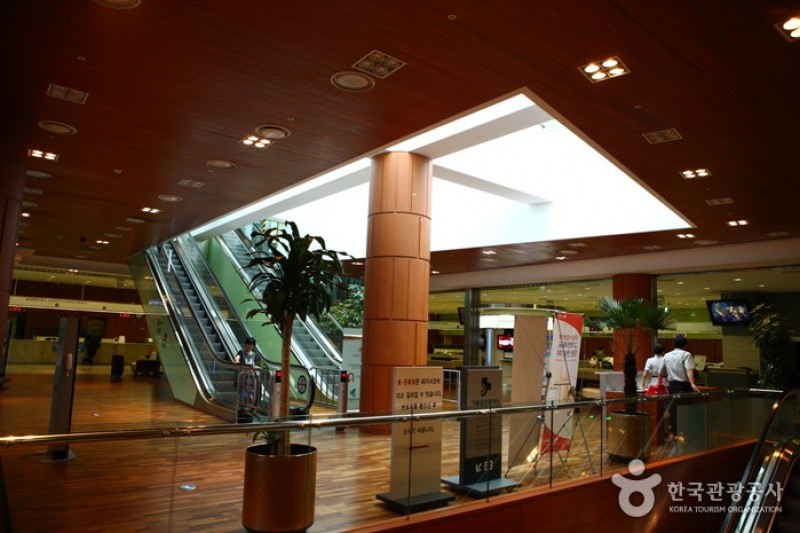 Korea Postage Stamp Museum  (12/13)